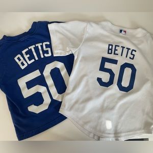 Mookie Betts jersey and T-shirt bundle